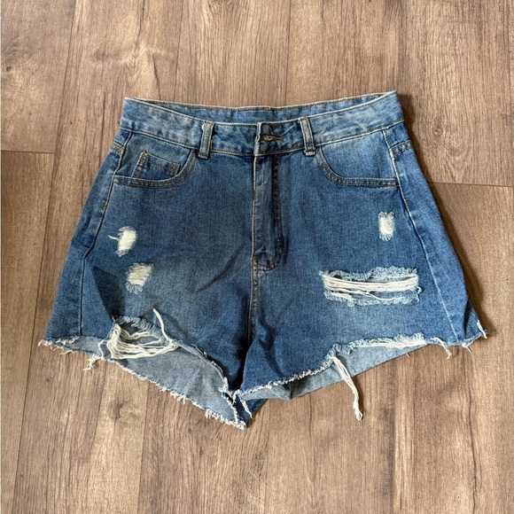 SHEIN Denim Cut Off Distress Shorts Size Large - Picture 1 of 9